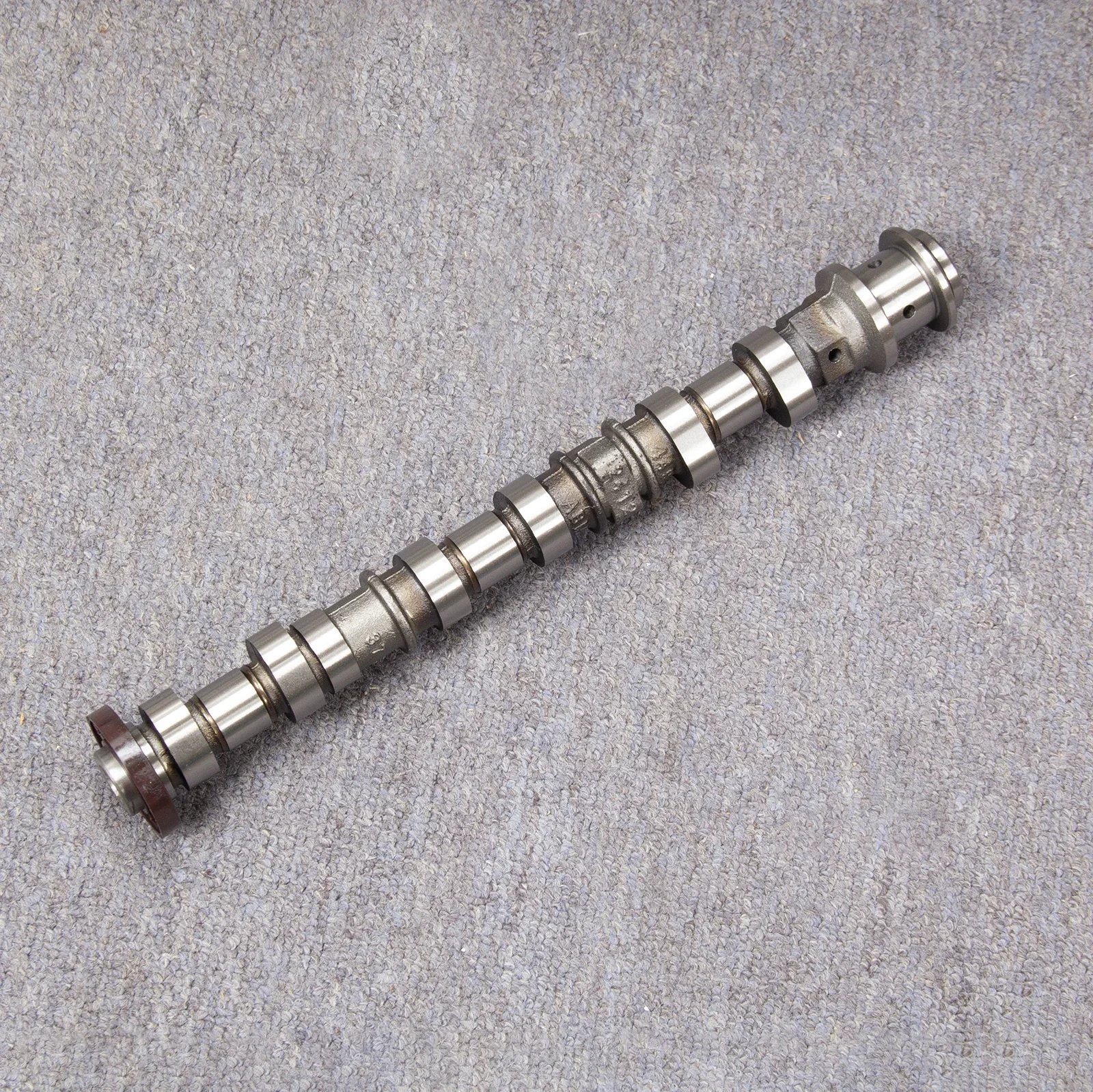 Engine Intake Camshaft Right Side 5184380AH For CHRYSLER 300 JEEP 3.6L