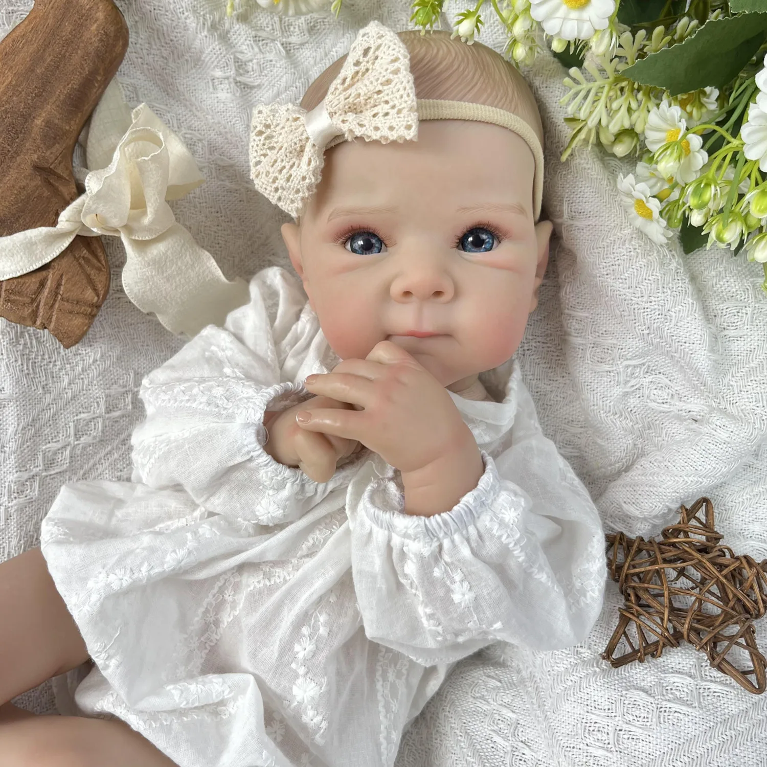 BZDOLL 18 Inch Lifelike Reborn Baby Doll 45cm Real Look Toy with Cloth Body 3D Skin Lovely Birthday Gift for Children