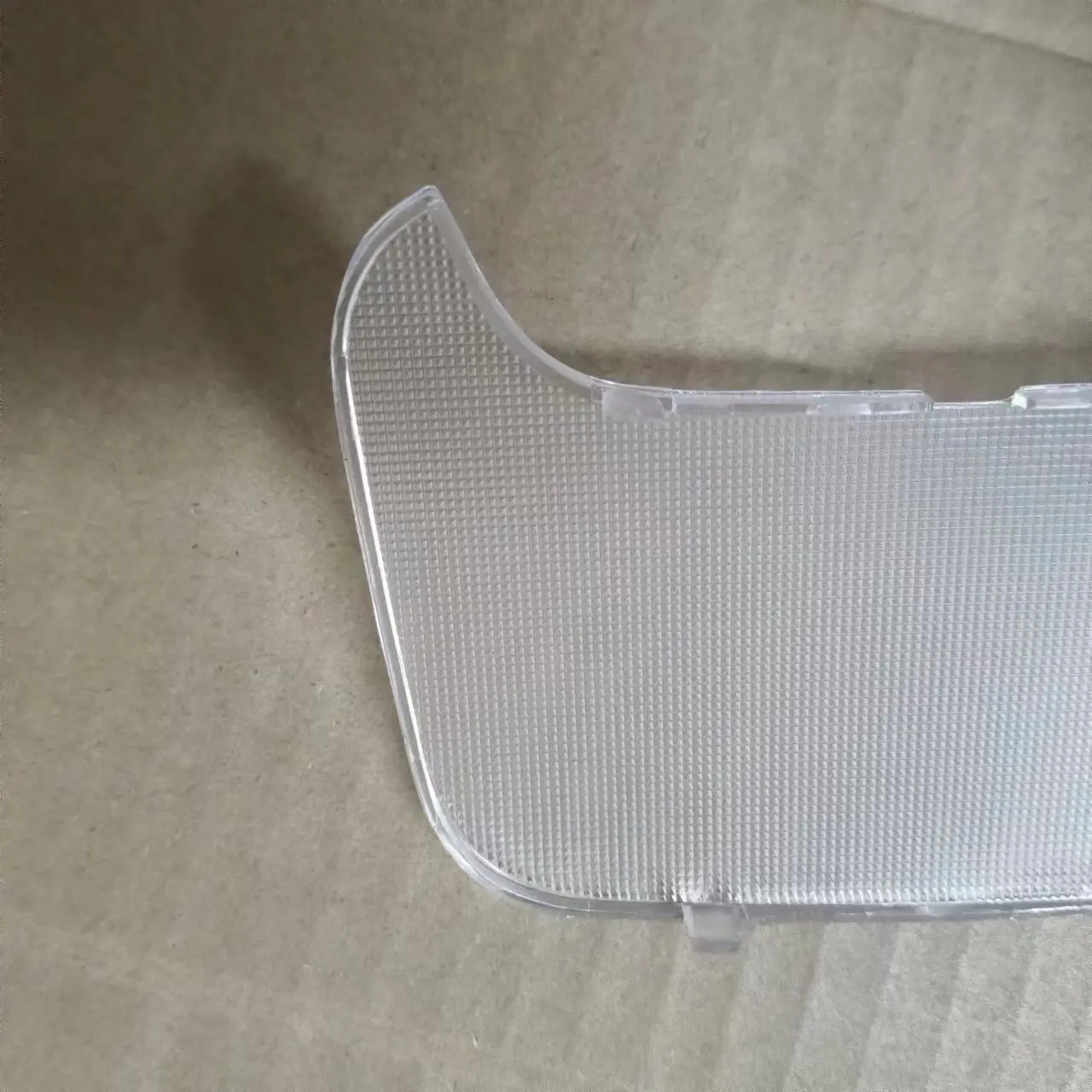Rear Dome Lamp Lens Cover for Mitsubishi Lancer EVO Paiero V70 V60 Read Lamp Cover Shell MR250712