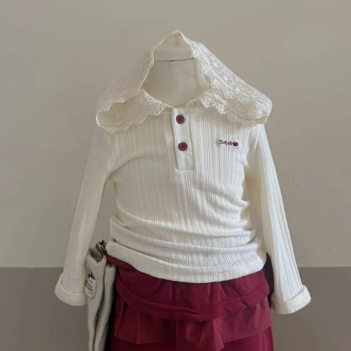 Kids GIrls Lace Hoodies 2026 New Fashion Children Beige Striped T-shirts Autumn Basic Undershirts Casual Sweet Striped Tops