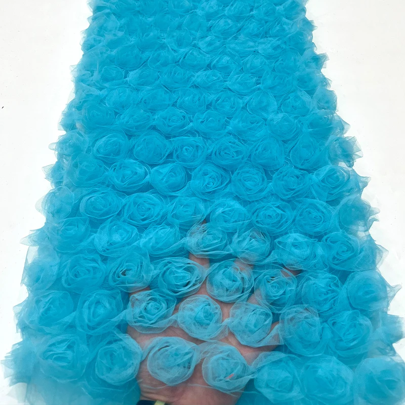 Tessuto francese di garza netta di alta qualità, tessuto ricamato con piatto di fiori di rosa 3D africano fresco e delicato, abito in tessuto da cucito