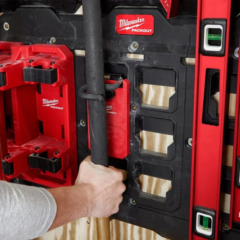 MILWAUKEE PACKOUT™ Wall System Milwaukee Tool Accessories Straight Hook 48-22-8328 48-22-8334 Magnetic Bin 48-22-8070 48-22-8071