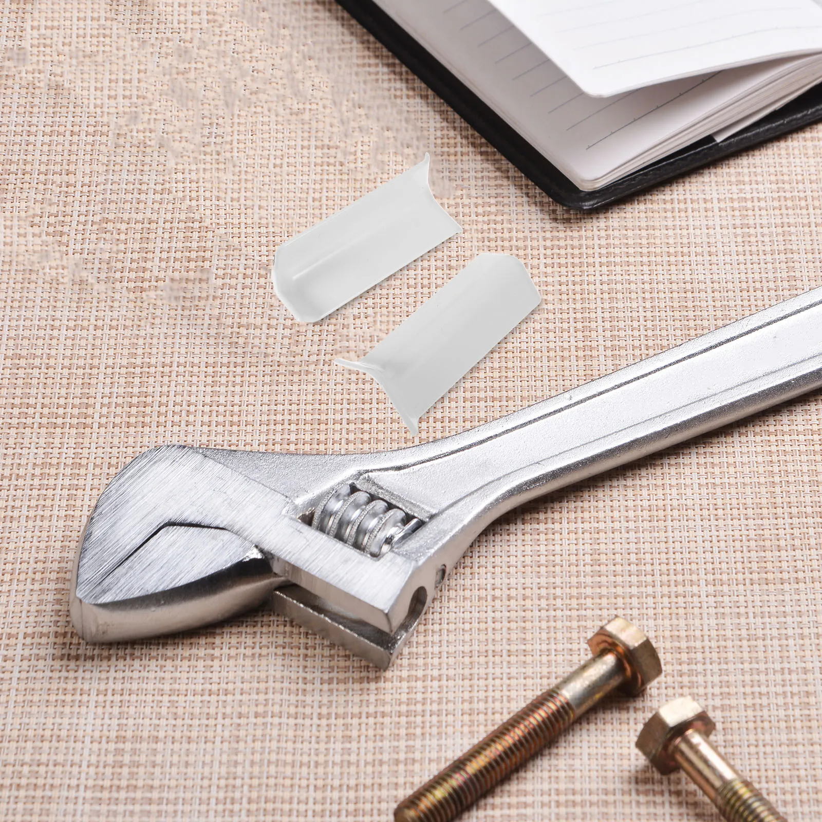 4 قطع من واقيات الزوايا ذاتية اللصق سميكة ومتينة للجدران والأرضيات للاستخدام الداخلي والخارجي وتقليم قولبة الباب #4