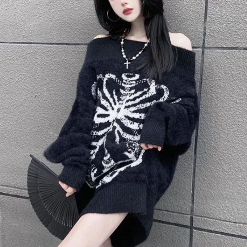 

Off Shoulder Grunge Sweater Fashion Streetwear Y2k Aesthetic Pullover Skull Print Gothic Women Jumper Harajuku Loose Knitwear