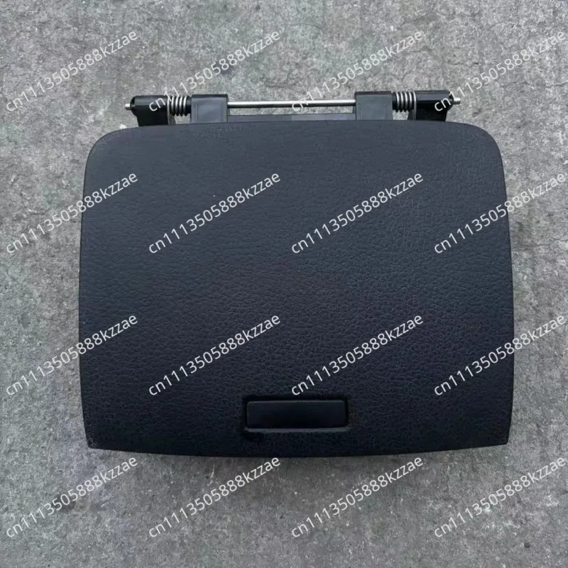 For 90% NEW Second-hand Car Centre Console Tray Storage Box Compartment Shelf FOR VOLKSWAGEN TOUAREG 2011-2017