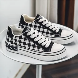 Hot Sale Classic Plaid Canvas Shoes Man Breathable Sport Canvas Sneakers Men Low-top Luxury Skateboard Shoes Men Casual Sneakers