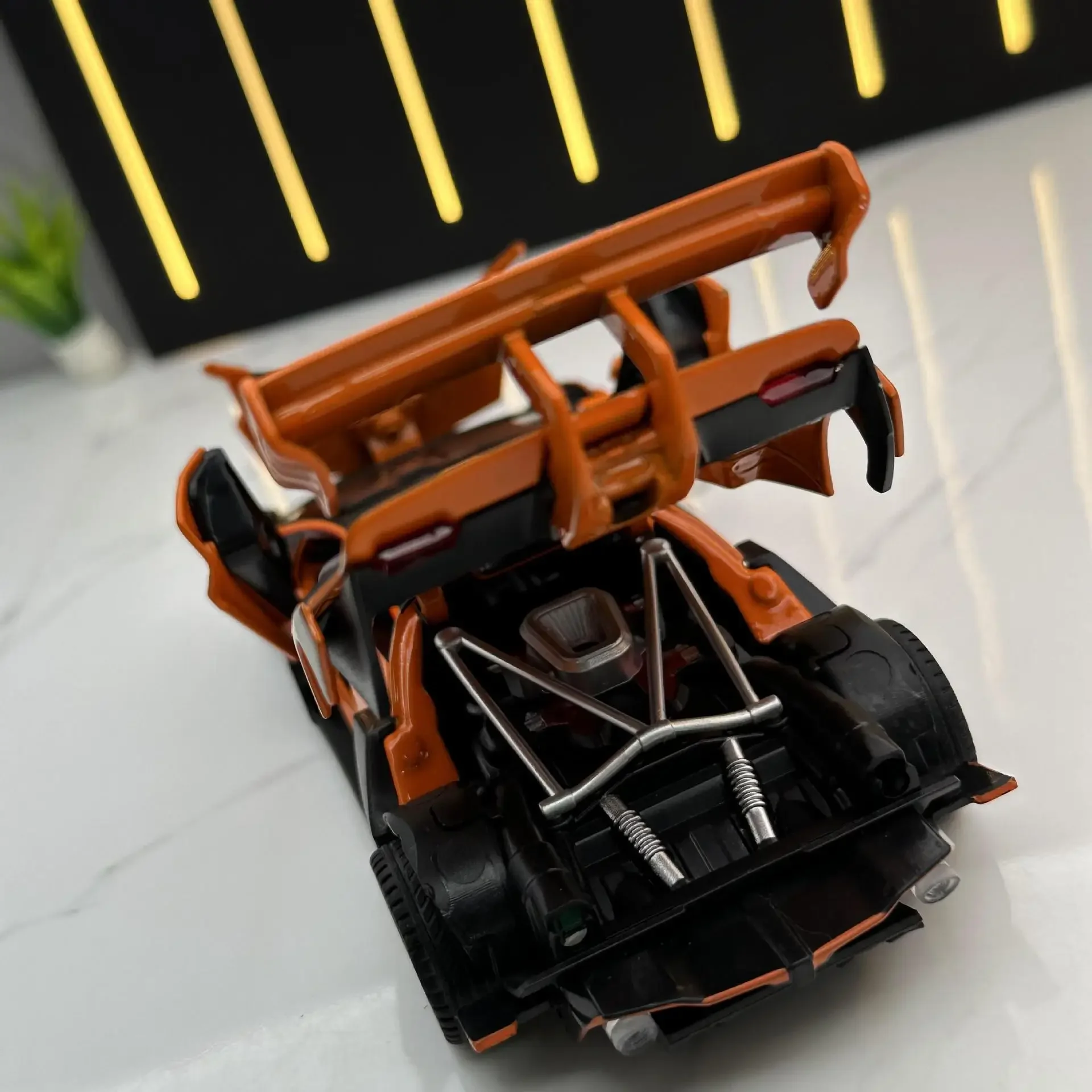 Lamborghini SCV12 modelo de coche de juguete fundido a presión 1:32, puertas extraíbles, sonido y luz que se pueden abrir, colección educativa, regalo para niños A542