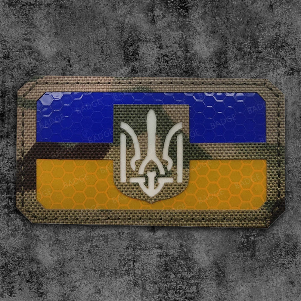 Ukraine PVC embroidered patch Ukrainian flag Shield shape Badge Tactical Badge Emblem Backpack Hat Clothing Appliques with Hook