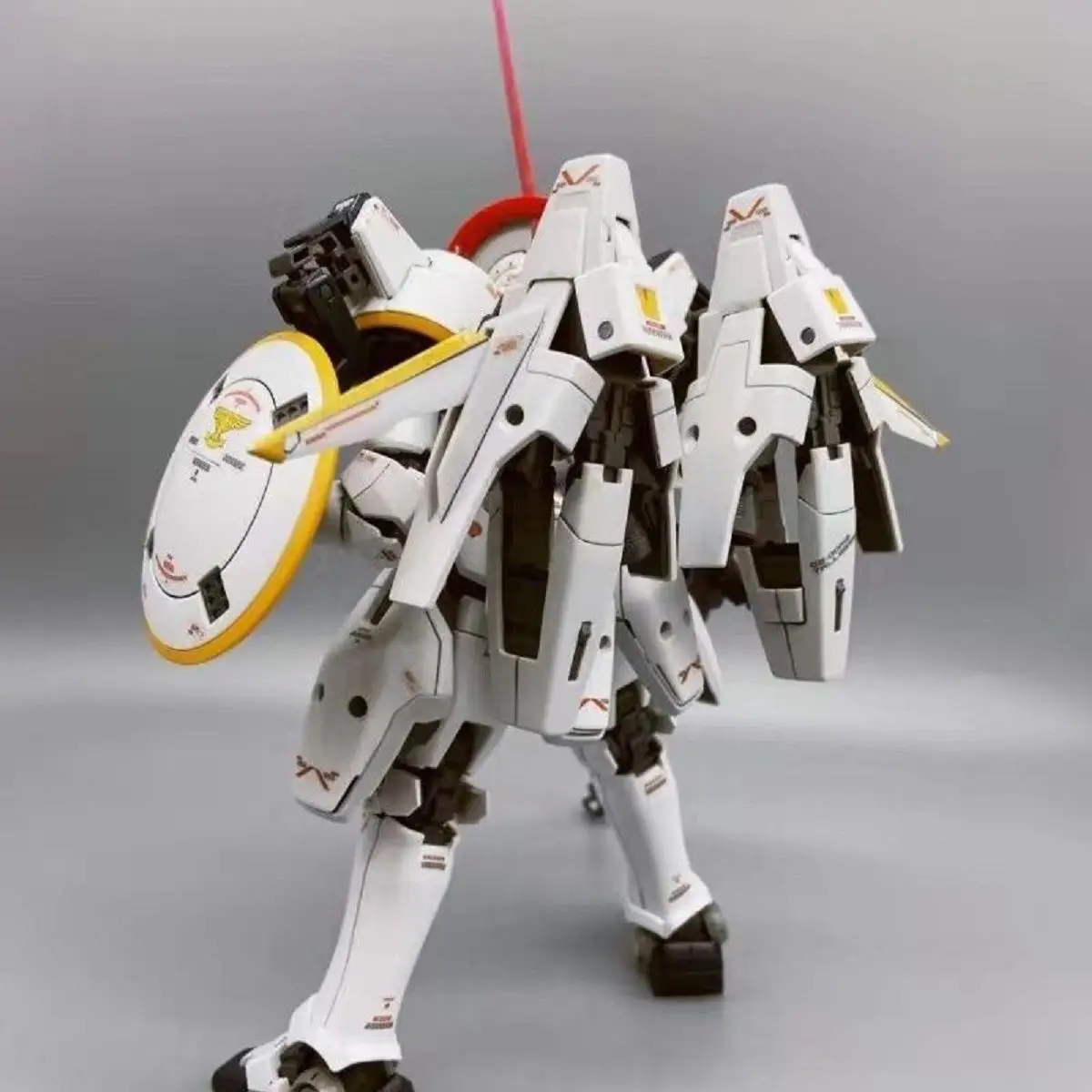 Nuevo en Stock Daban 6620 Mg 1/100 Kit de modelo de ensamblaje Tallgeese Oz-00ms figuras de acción Kits de modelos de plástico juguetes personalizados regalo
