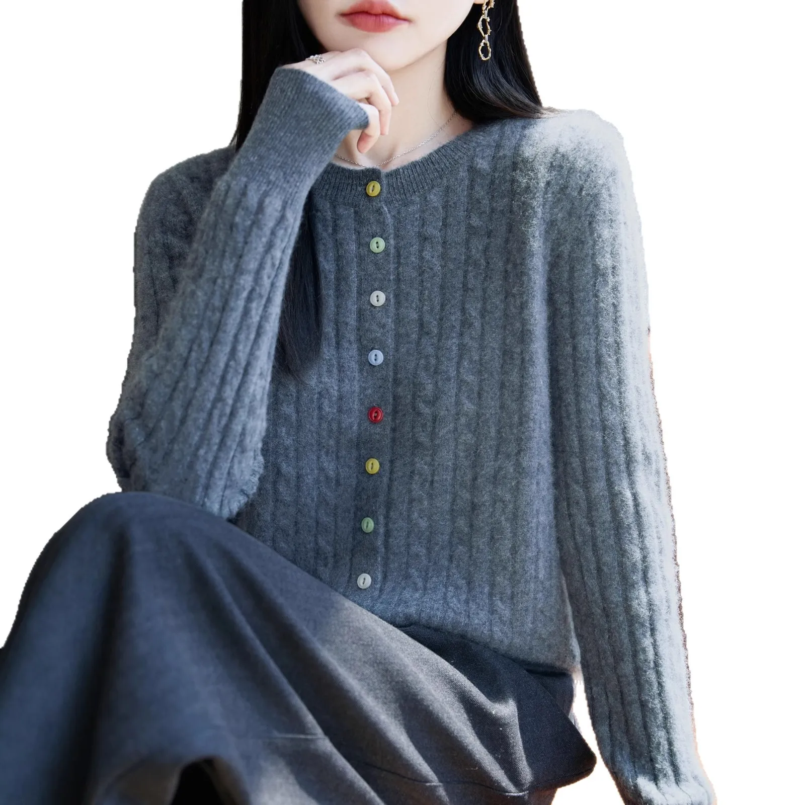 سترات نسائية 100% من الصوف لخريف وشتاء دافئ برقبة دائرية سترة فضفاضة على الموضة الكورية ملابس خارجية محبوكة واحدة الصدر