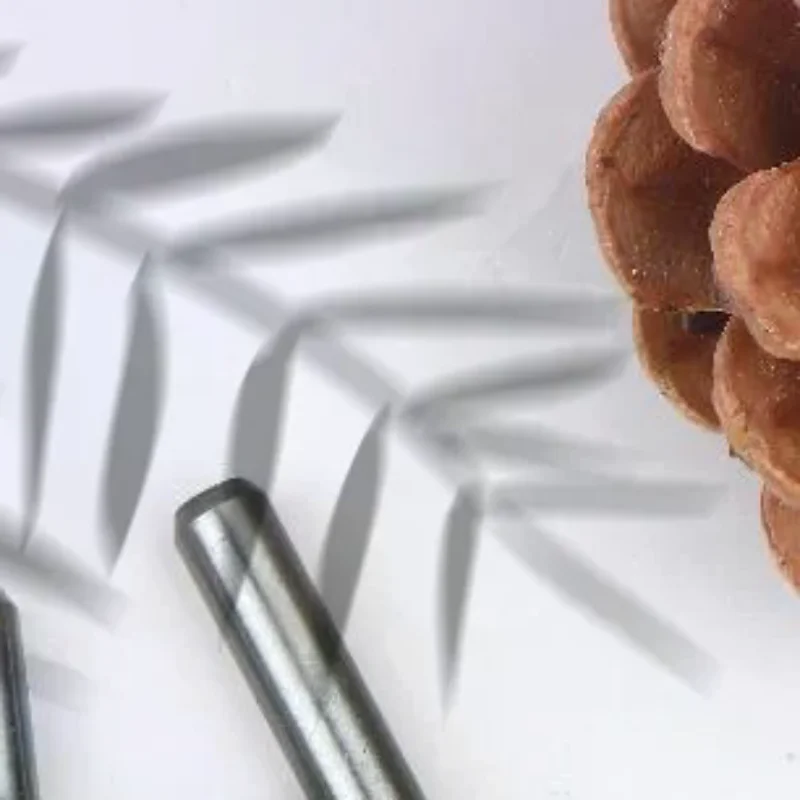 【جديد】ملف دوار من كربيد التنغستن نمط الأزيز C أسطوانة الأنف الكروية 6 مم 1/4 أدوات نحت قالب عرقوب قاطعة المطحنة ذات القطع الواحد #1