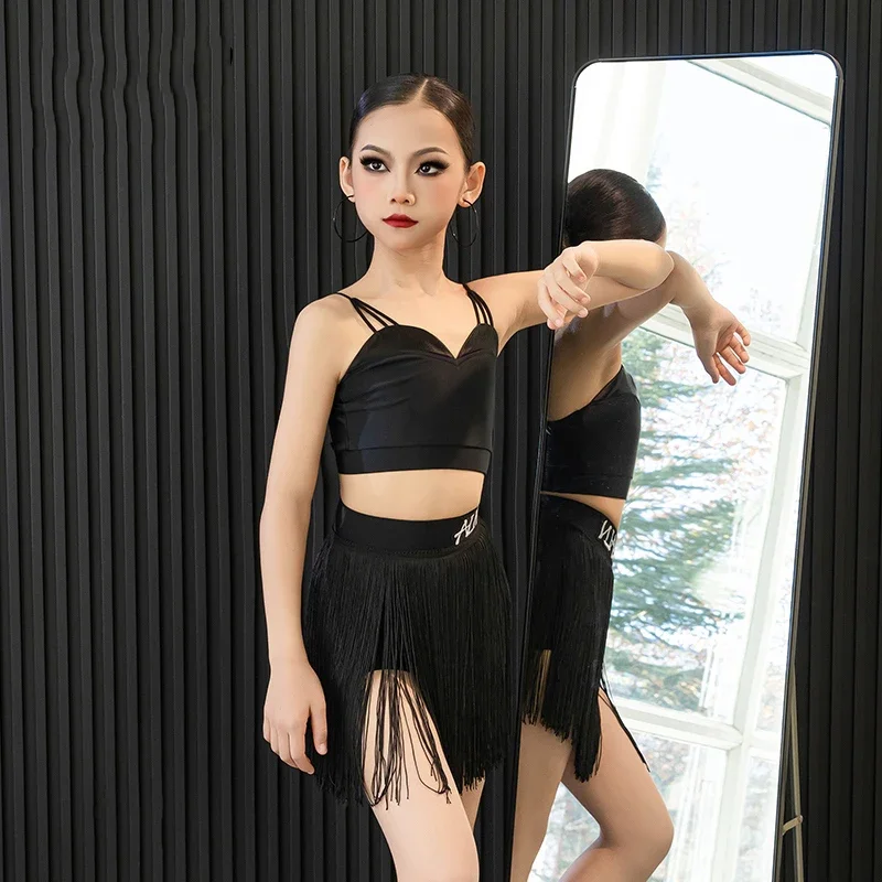 2025年子供ラテンダンスパフォーマンスドレス女の子用ブラックトップスタッセルスカート練習着チャチャルンバラテン服