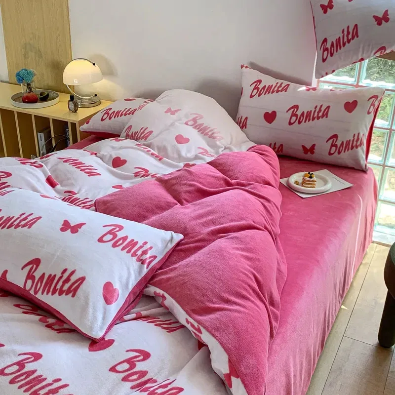 Ins Cartoon Fashion Barbie Milk Velvet Duvet Cover Four-Piece Set for Girls Double-Sided Plush Comfortable and Soft Duvet Cover