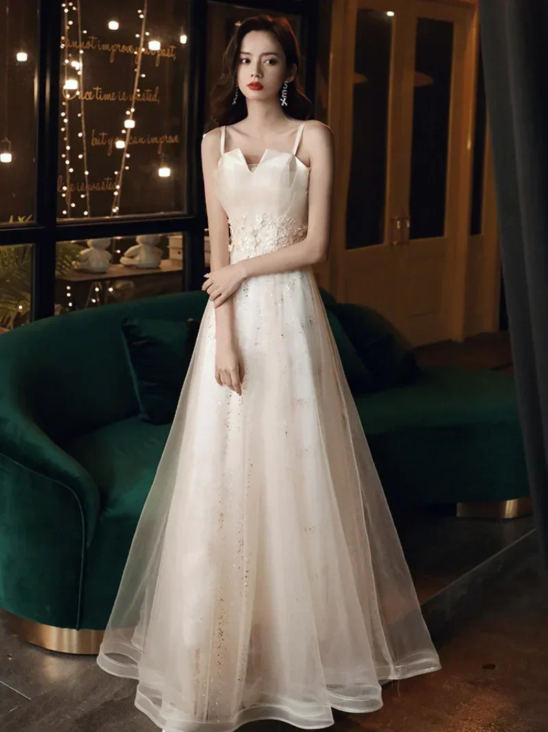 ชุดราตรีงานเลี้ยงแฟชั่นผู้หญิง ผ้าลูกไม้ แขนกุด สายเดี่ยว เปิดหลัง ชุดออกงาน ชุดพรอม ชุดแต่งงาน ชุดยาว