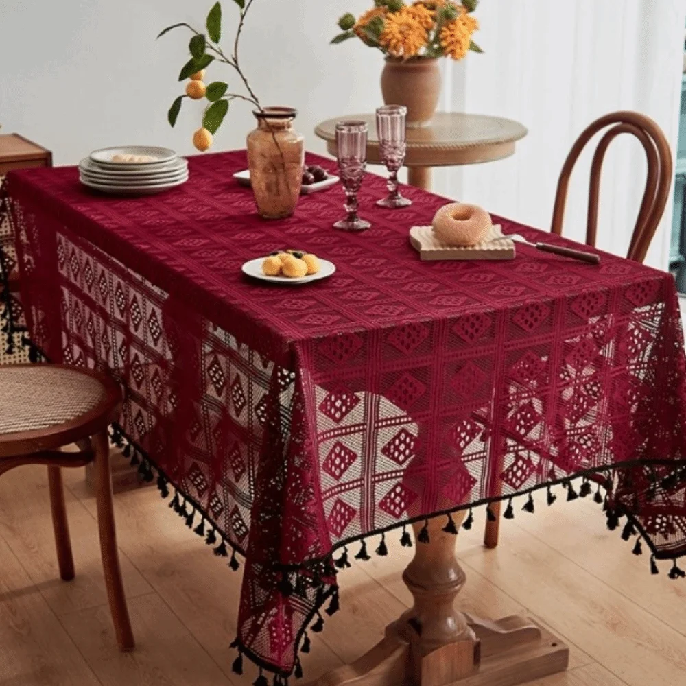 Rectangular Hollowed Out Tablecloth Checkered Pattern Non-Slip Retro Tablecloth Dustproof Dust-Resistant Decorative Table Cover