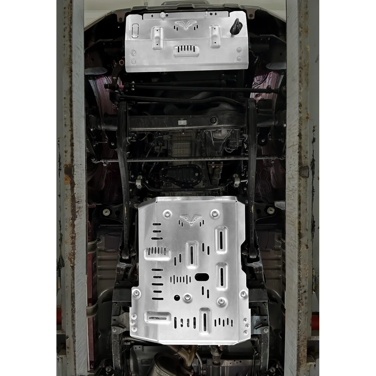 

Factory Direct Sales ForToyota Land Cruiser LC71/76/78/79 Bottom Guard Kit