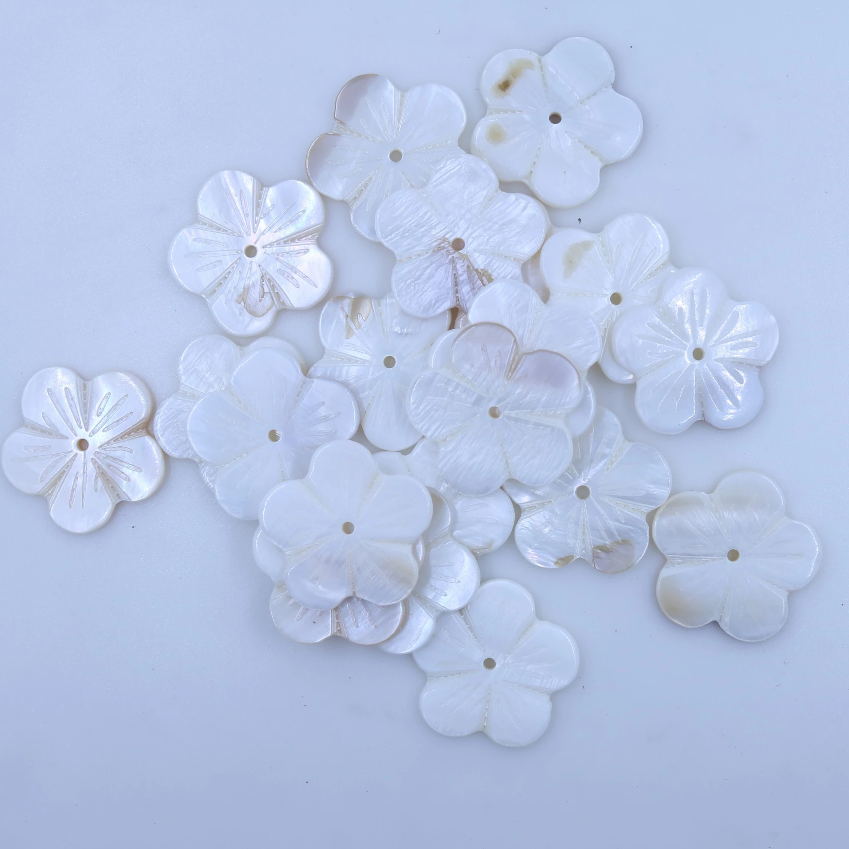 5PCS 30mm  Natural Shell Flower White Brown Mother of Pearl Jewelry Pendant Earrings  Making Craft Charms