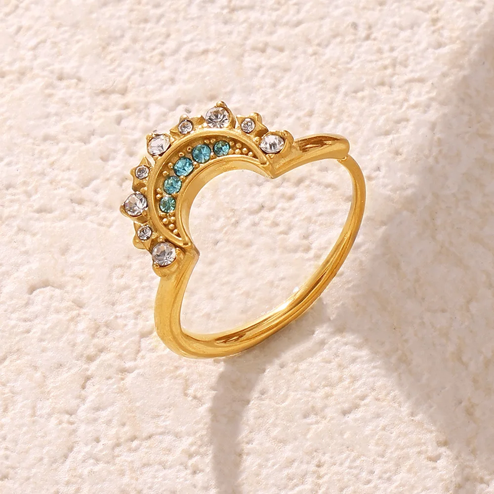 Кольцо женское позолоченное из нержавеющей стали с инкрустацией в виде Солнца и Луны