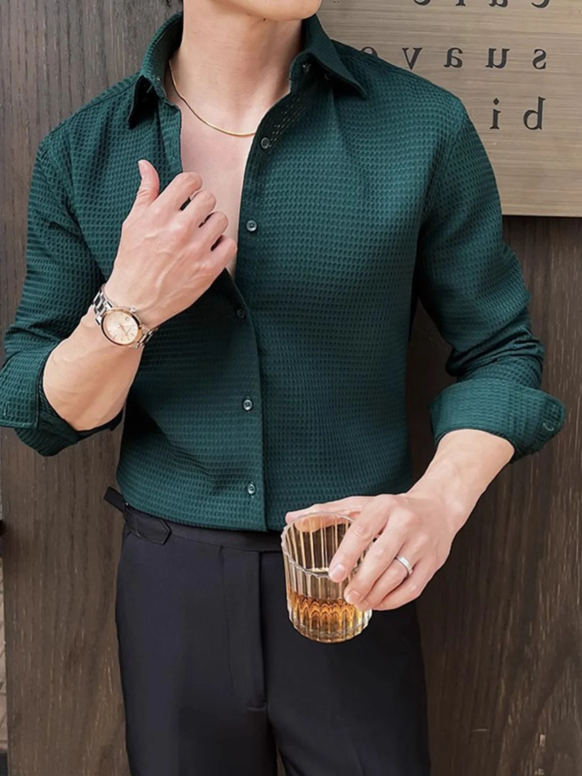 

Мужская футболка Slim Fit с длинным рукавом, модная, в стиле британской моды, не требующая глажки, с узором в виде волны, базовый слой, повседневная, весенняя, стильная.