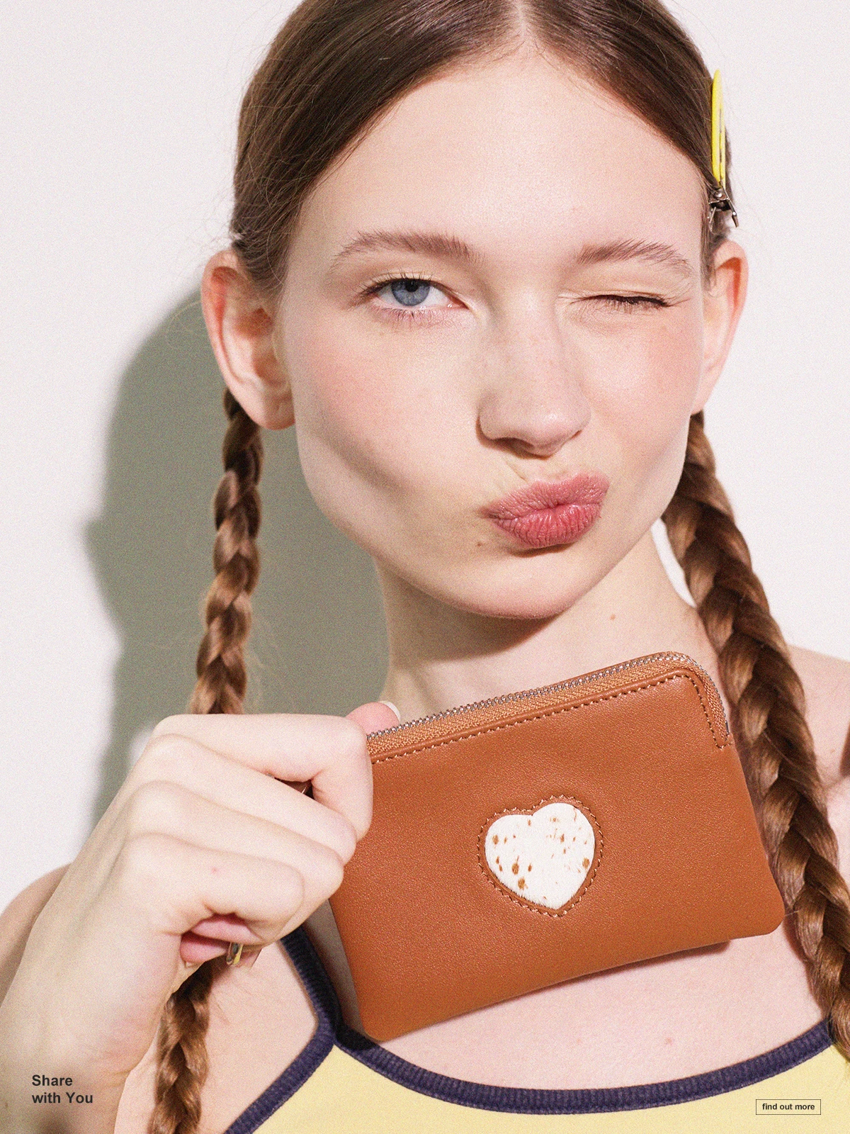 Momogigi Original Fun 3D Heart Embedded Top Layer Cowhide Leather Card Holder Coin Purse Retro Artistic Style Contrast Color