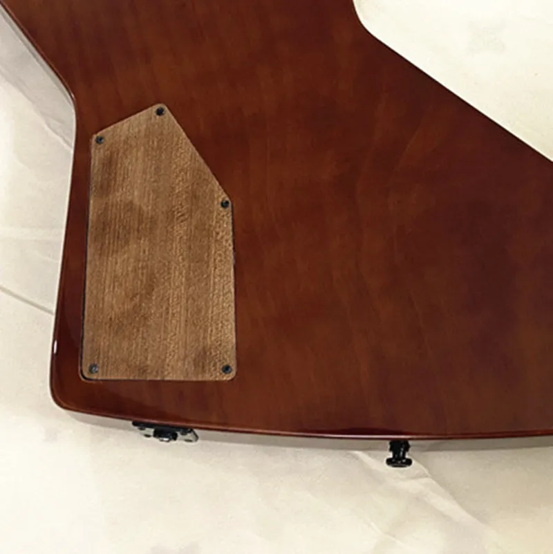 تم شحنه Vicers من الولايات المتحدة الأمريكية، جيتار كهربائي عالي الجودة 22 فريتس، مقترن مع التقاط EMG