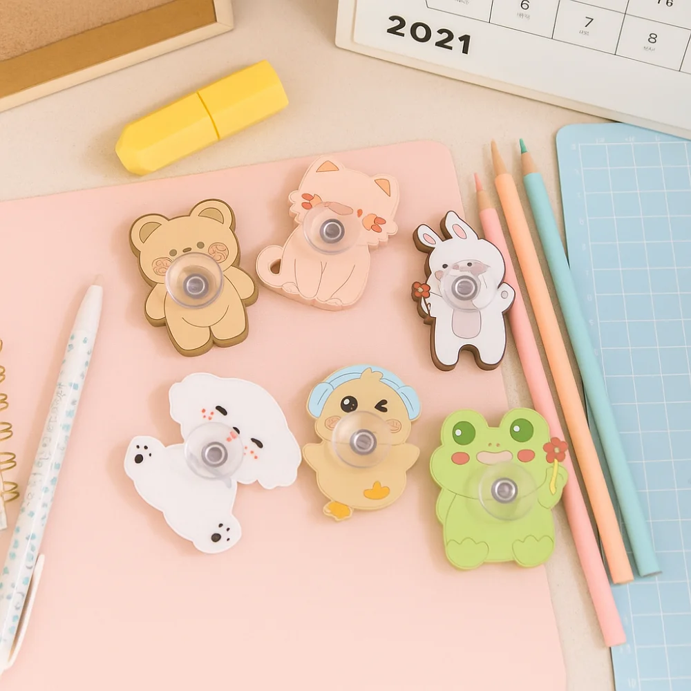 6 ชิ้น/ชุด ลูกข่างนิ้วมือลายการ์ตูน สไตล์ข้ามพรมแดน น้ำหนักเบา ลูกข่างนิ้วรูปสัตว์ หมุนลื่น ทนทาน ฟิดเจ็ตสปินเนอร์