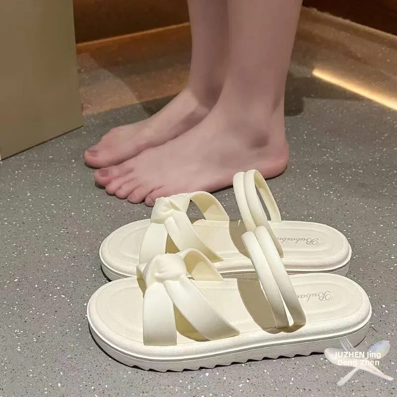 Ladies Fashionable Outdoor Slippers Soft Bottom Casual Bathing Versatile Summer Anti-Slip Slip-On Flat Heel PVC Bottom