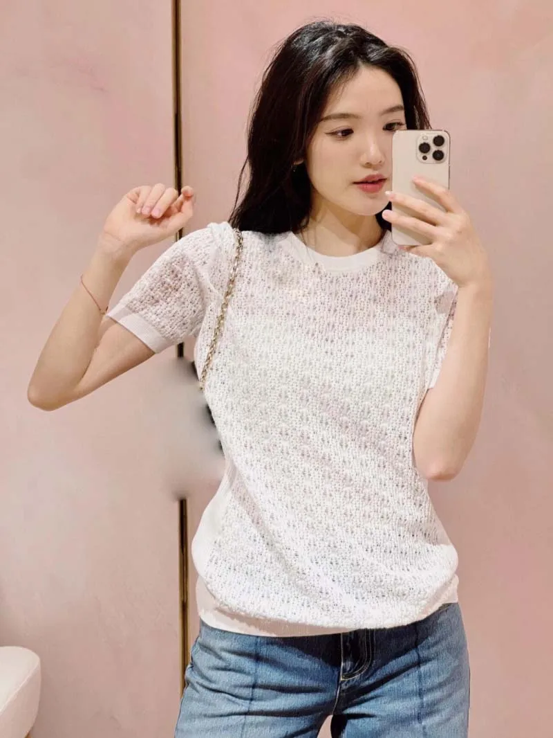 Girls' style women's knitted sweater, fashionable and sweet temperament, hook flower hollow short sleeved pullover sweater