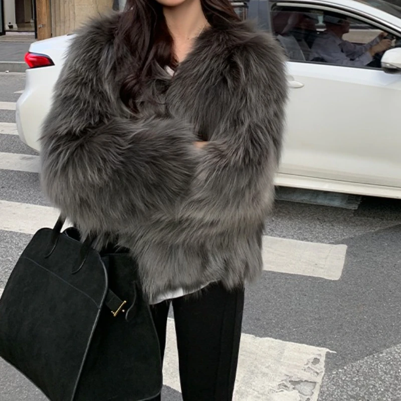

Fox Fur Fur Coat Women's Winter Youth Short Korean Version of Fashion V-neck Slim Imitation Raccoon Wool Coat