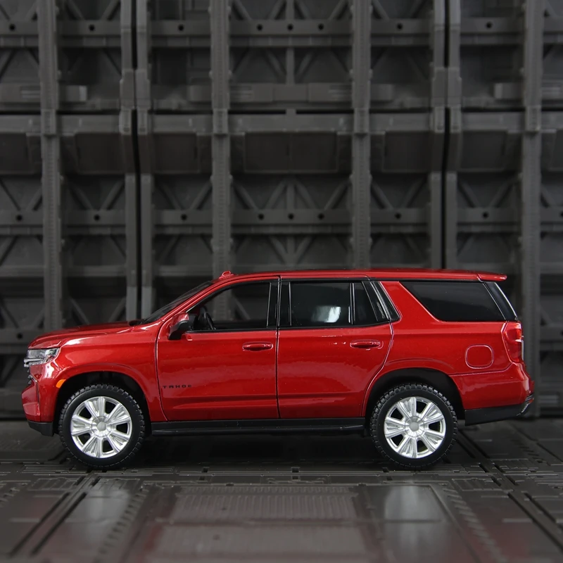 Maisto 1: 26 Simulation Chevrolet Tahoe 2021 Alloy Business Vehicle Model rich in details, finely crafted, and of good quality