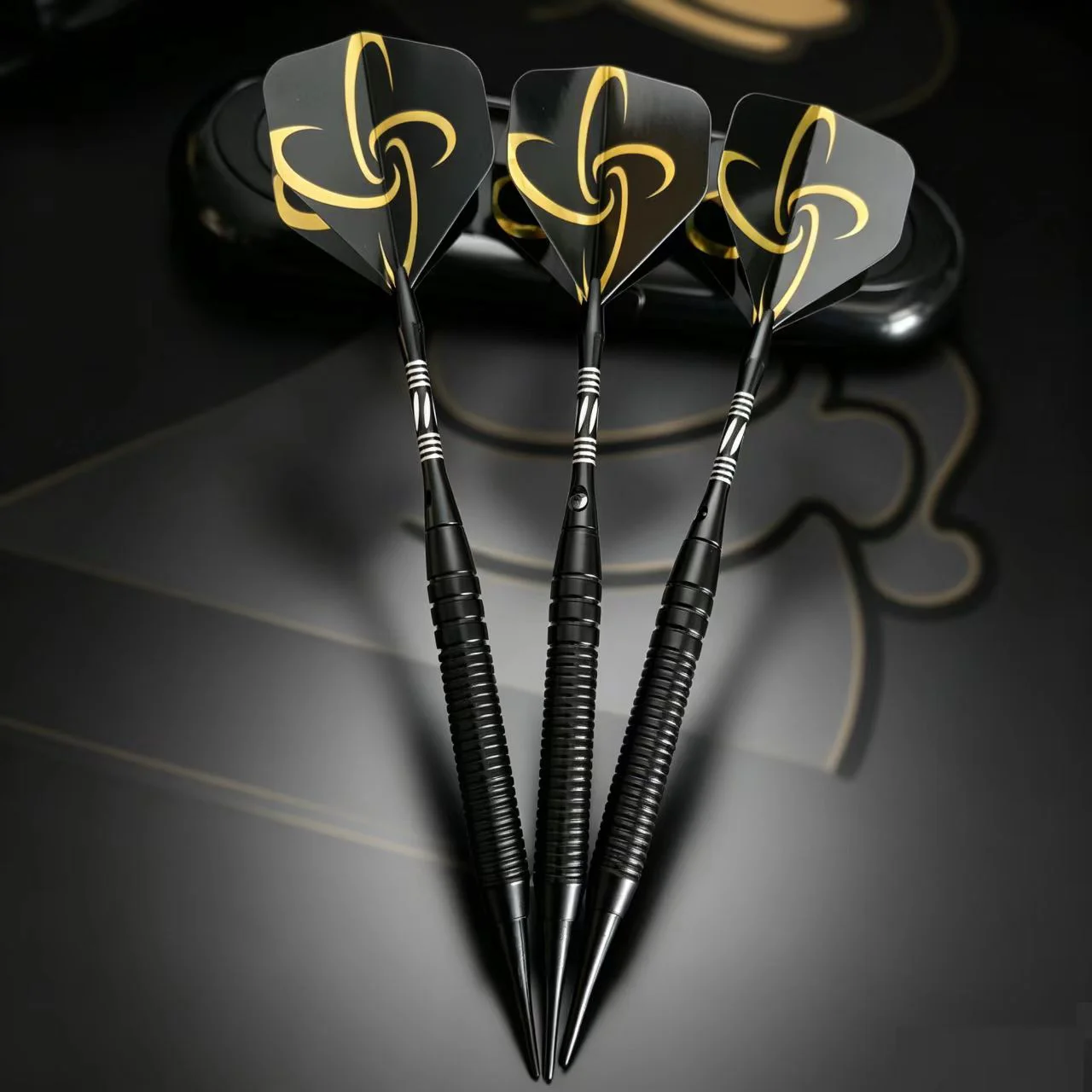 20g Professional Soft Tip Darts Set Black Non-slip Barrel Golden Pattern Dart Flight for Electronic Dartboard Indoor Competition