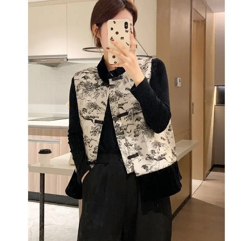 New Chinese Style Vest 2024 Women Spring Summer Embroidery Knot Button Jacket Female Sleeveless Short Coat Autumn Vintage Vest