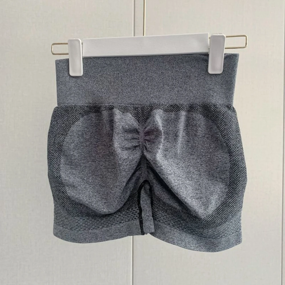 

Women Thread Slim Shorts Seamless Elastic Shorts High Waist Hip Liftting Fitness Fashion Tights Gym Workout Cycling Yoga Shorts