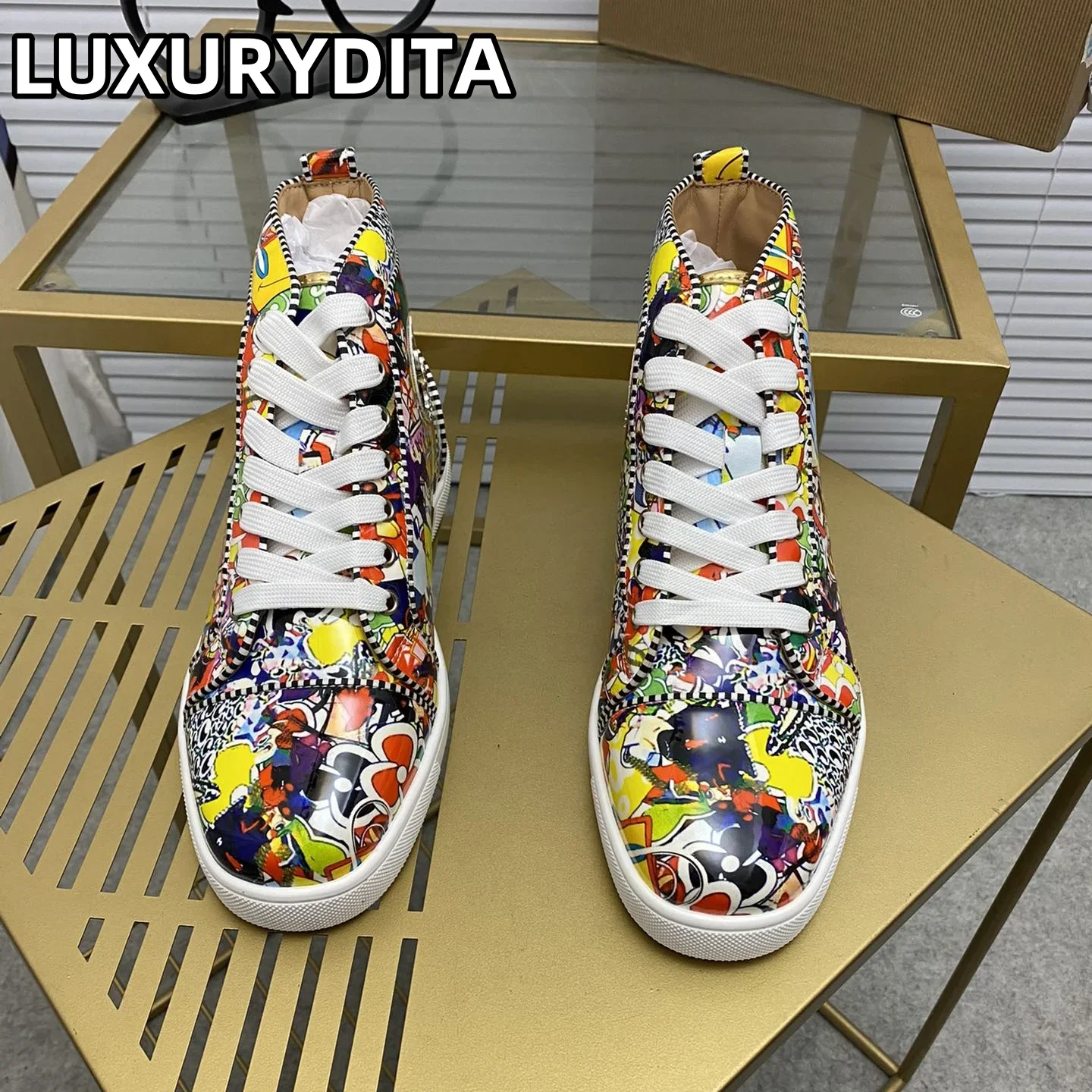 

Top Quality Womens Trendy Casual Tennis Shoes Luxury Mens Real Leather Sneakers 35-48 Designr Rivet Red Sole Lovers Shoes M0226