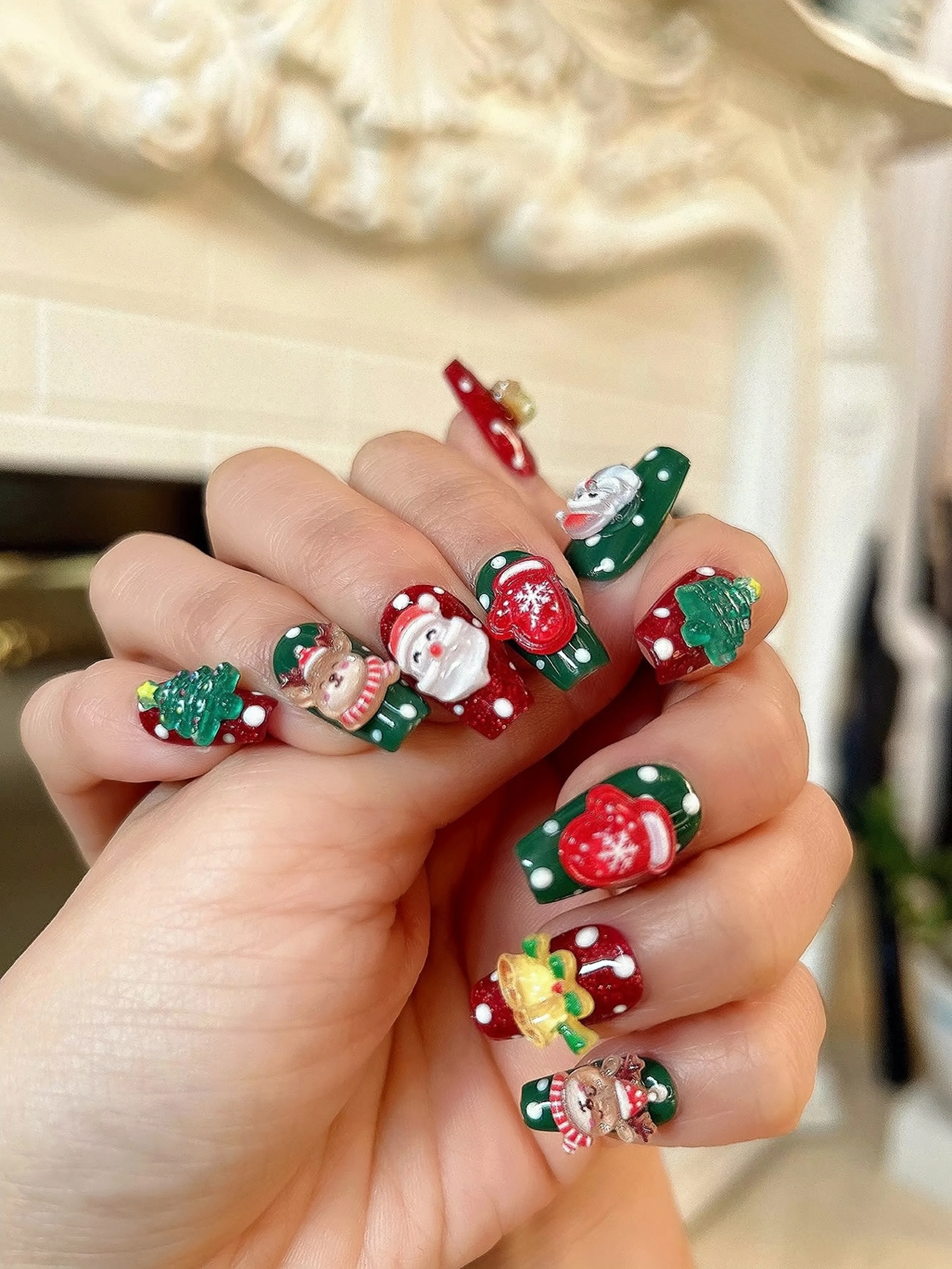 10 Uds. De ciervos con copos de nieve rojos, verdes y blancos, polvo de purpurina para uñas, sombrero de Navidad para invierno, dijes para uñas postizas, manicura artística