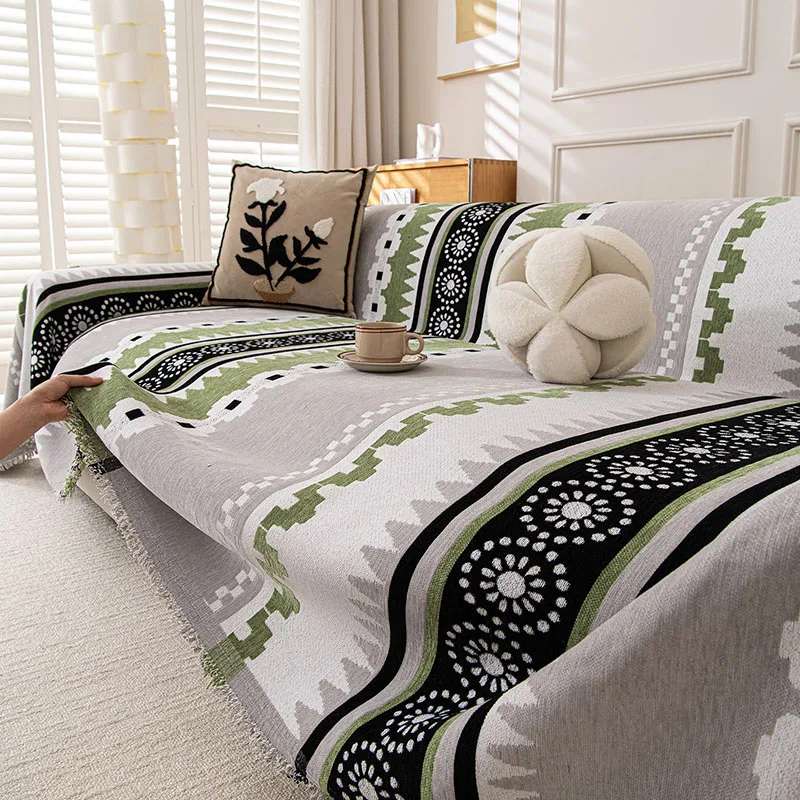 European Geometric Stripe Printed Sofa Towel Bohemian Double Face Usable Couch Covers Dustproof Couch Cushion for Four Seasons