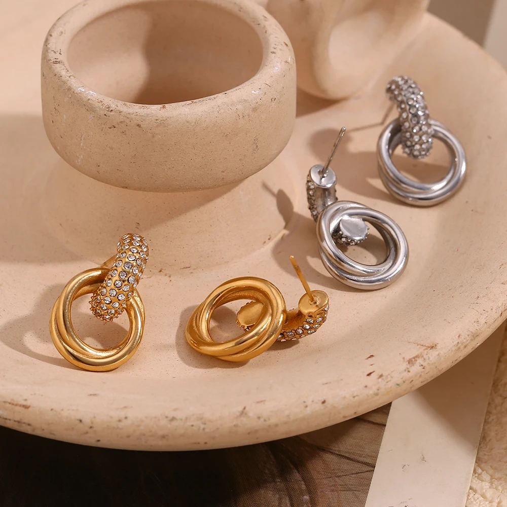 B. Belle Weißer Zirkon-Doppelring-Ohrstecker, einfacher Edelstahl-Schmuck für Frauen und Mädchen, Party, Alltag, wasserdicht – Detail 9