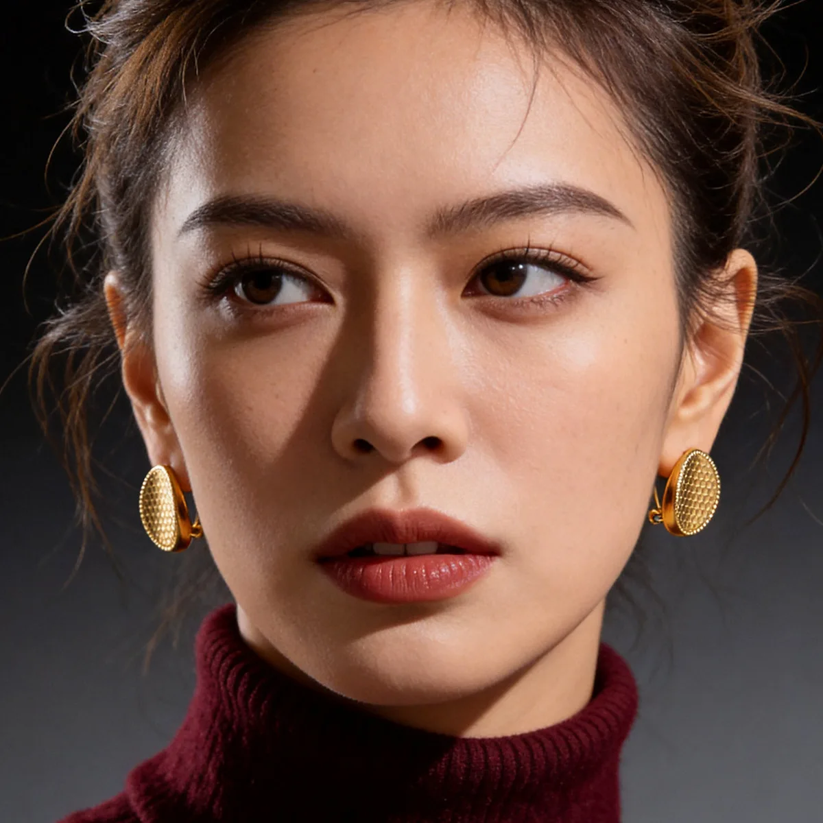 2026 new super flash geometric scales round love ear clips ins style temperament light luxury high-end earrings earrings