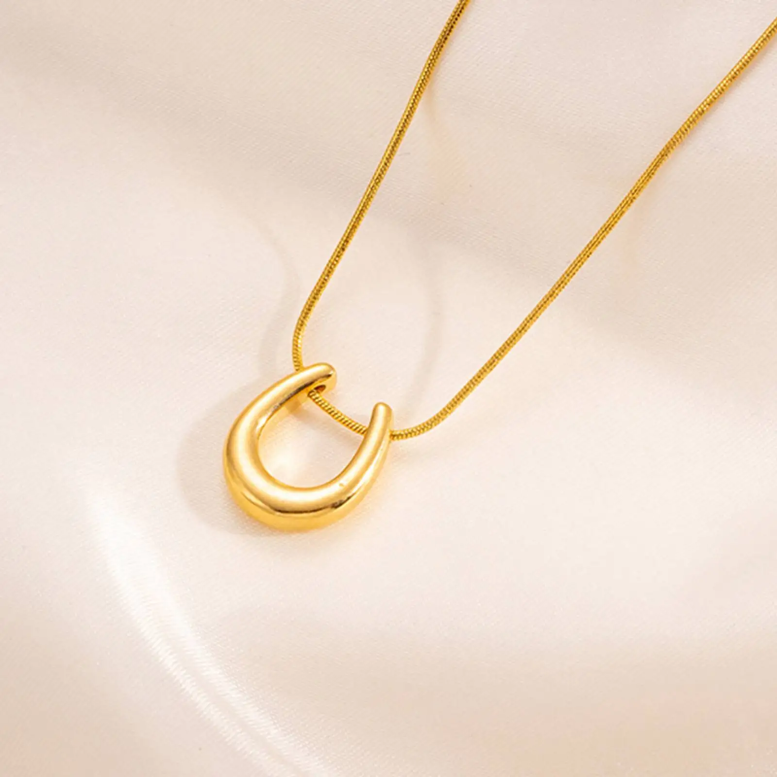 

U-shaped Pendant Necklace for Women Girls Stainless Steel Fashion Jewelry Accessories