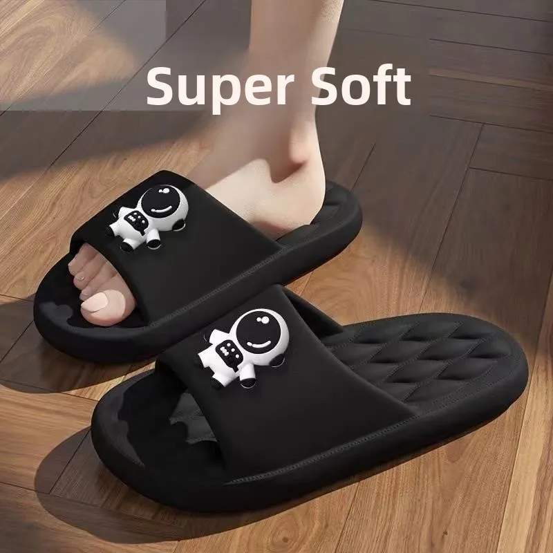 

Ультрамягкие мужские сандалии и тапочки для пар, домашние, летние, черные, с дизайном космонавта, удобные, с мягкой подошвой
