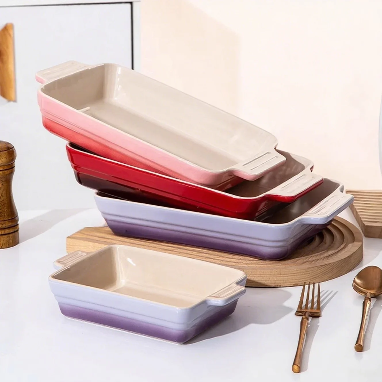 

Cool Color LE CREUSET Ceramic Rectangular Baking Tray Cheese Rice Bowl Microwave Plate Luxury Rainbow Gradient Multifunctiona...