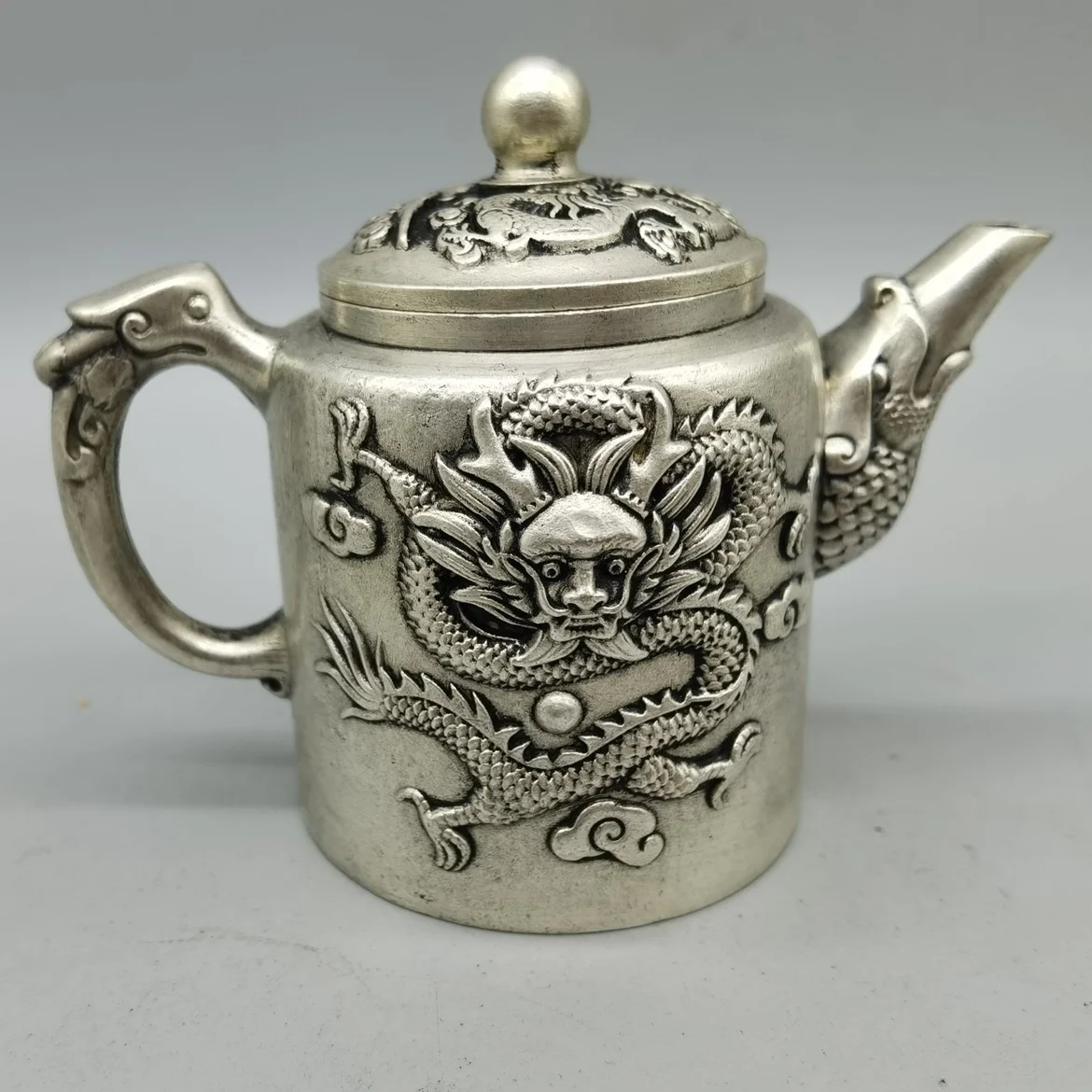 Bronze collection: white copper, silver-plated, high-relief dragon and phoenix, Xiang, wine pot, teapot, home tea ceremony, orna