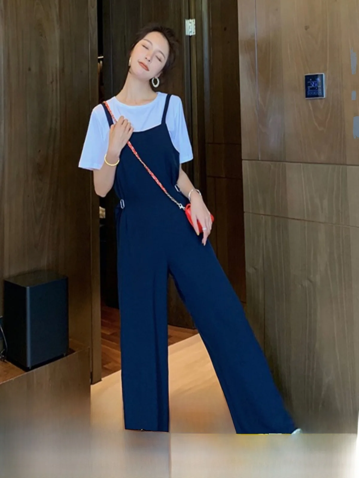 

Тонкие шифоновые комбинезоны с нагрудником, женские летние корейские комбинезоны маленького размера с высокой талией, прямые брюки, широкие драпированные повседневные комбинезоны