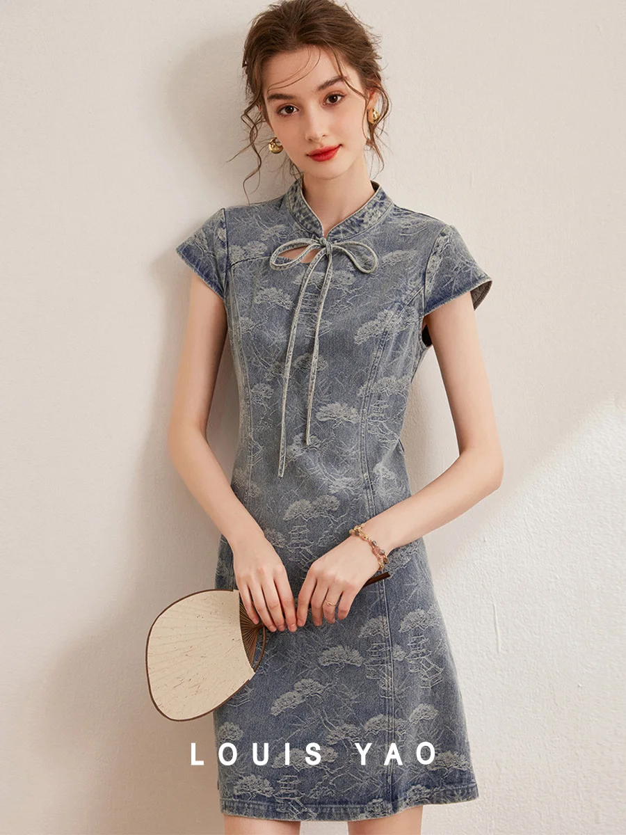 

LOUIS YAO 2025 Summer Jacquard Denim Dress New Chinese style Stand up Collar Strap Slim Short Sleeve Women's Dress