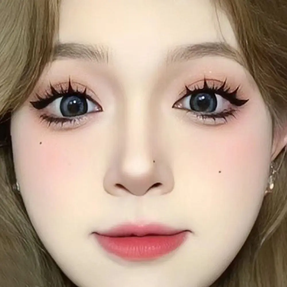 エクステのような見た目、ウィスピーで大容量の個別まつげ、ナチュラルな見た目、DIYまつげエクステ