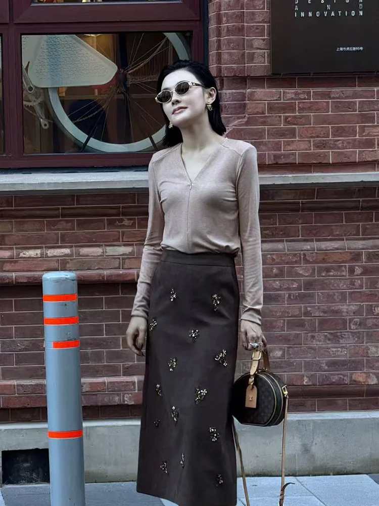 

Simple V-ne Base irt Yuan ling Roman Tone Lan Jing Laisel Australian Wool Long Sve Knitted Sweater for Women