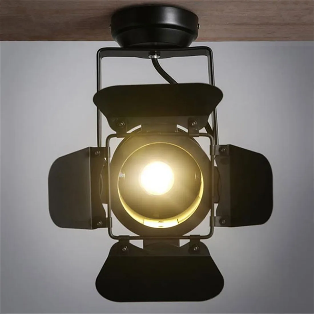 Retro LED Surface Mounted Spotlights European / American Living Room TV Background Wall Lights, Clothing Store Track Lights