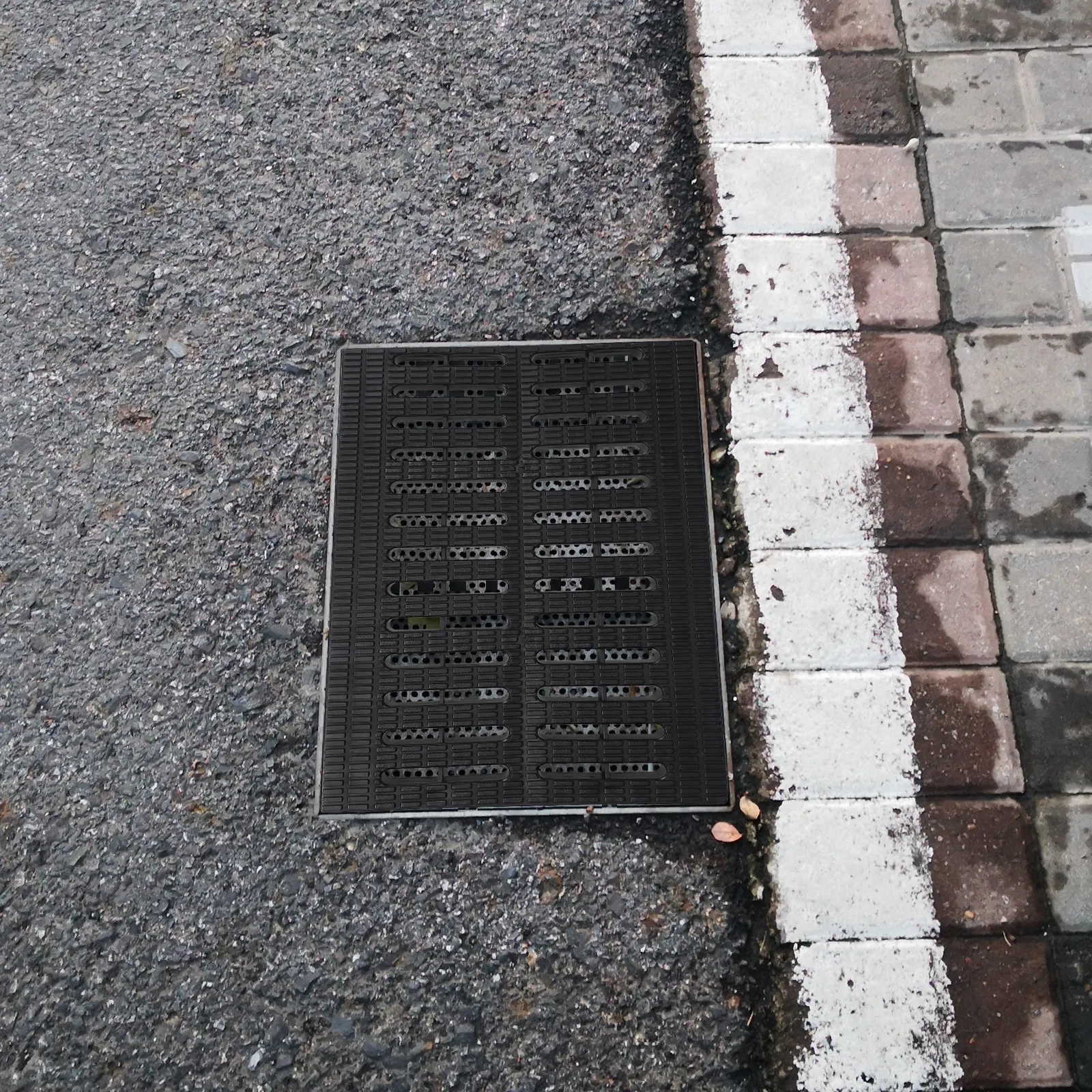 Drain Grate Channel Grate Drain Trench Cover Plastic Drainage Grate Kitchen Sewer Cover Channel Grid Cover for home Kitchen Sink