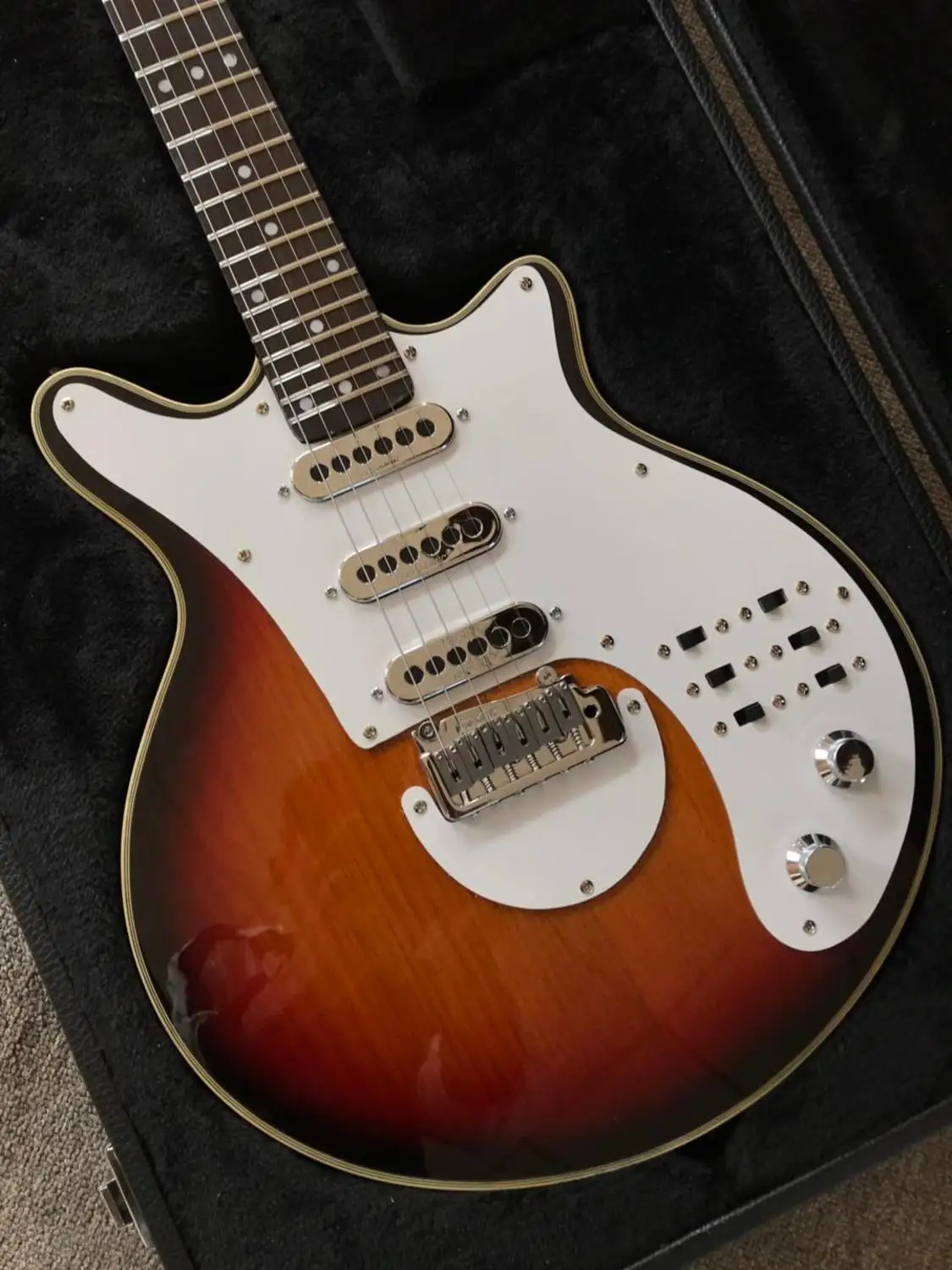 Brian May Electirc Guitars 24 Frets Red tortoise shell Pickguard 3 Burns TRI SONIC pickups Tremolo Bridge White