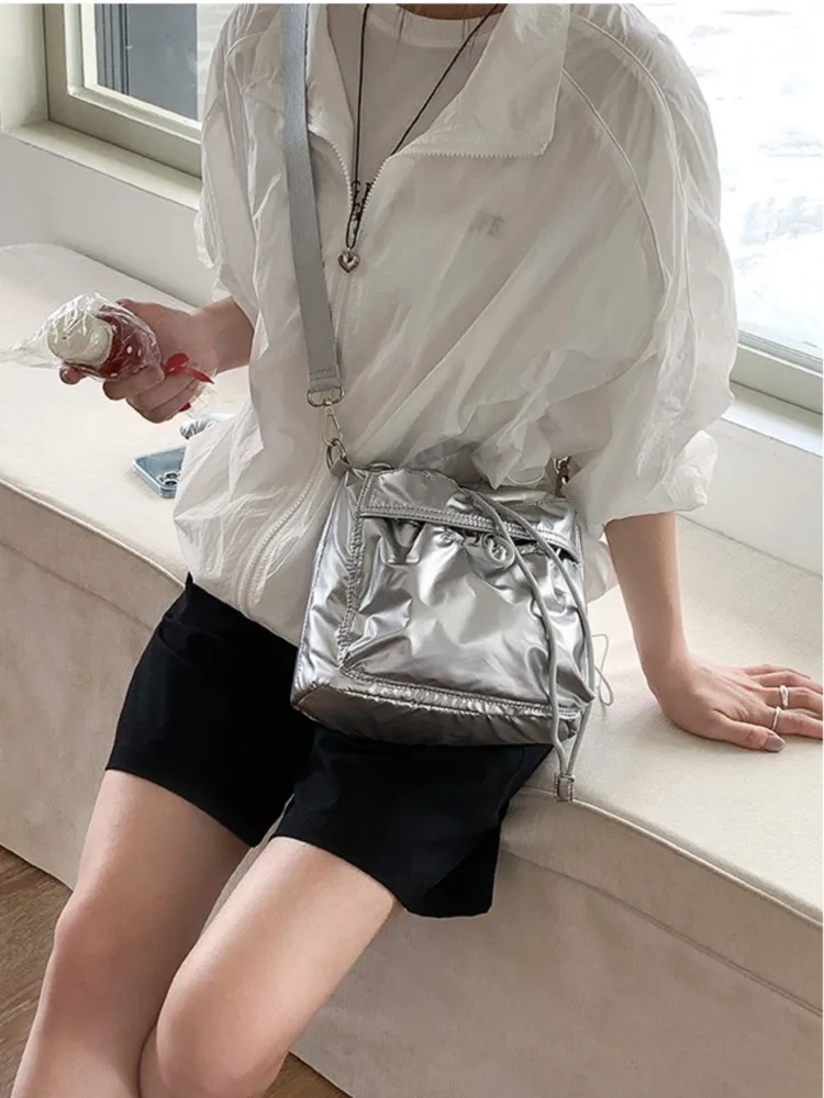 Nylon Casual Shoulder Bag Women's 2024 New Drawstring Pleated Design Bucket Bag Korean Simple Solid Travel Crossbody Bag Female